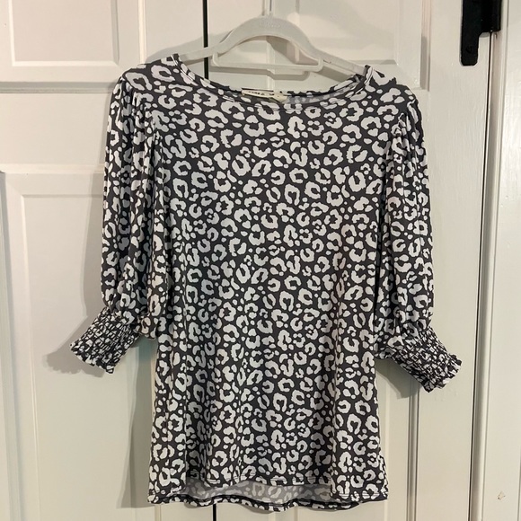 Leopard print boutique top - Picture 1 of 4